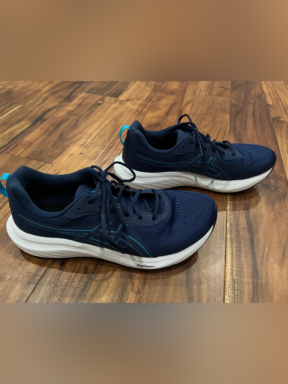 ASICS Navy and Teal Men’s Athletic Running Shoes 12